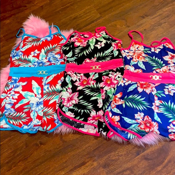 Spring White Floral Romper - Picture 4 of 8